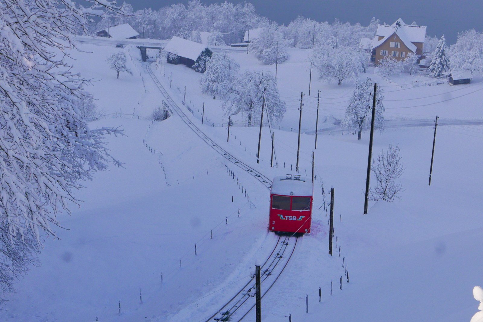 Seelisberg TSB Winter ab Bergstation Bahn unterwegs mit Schwanden